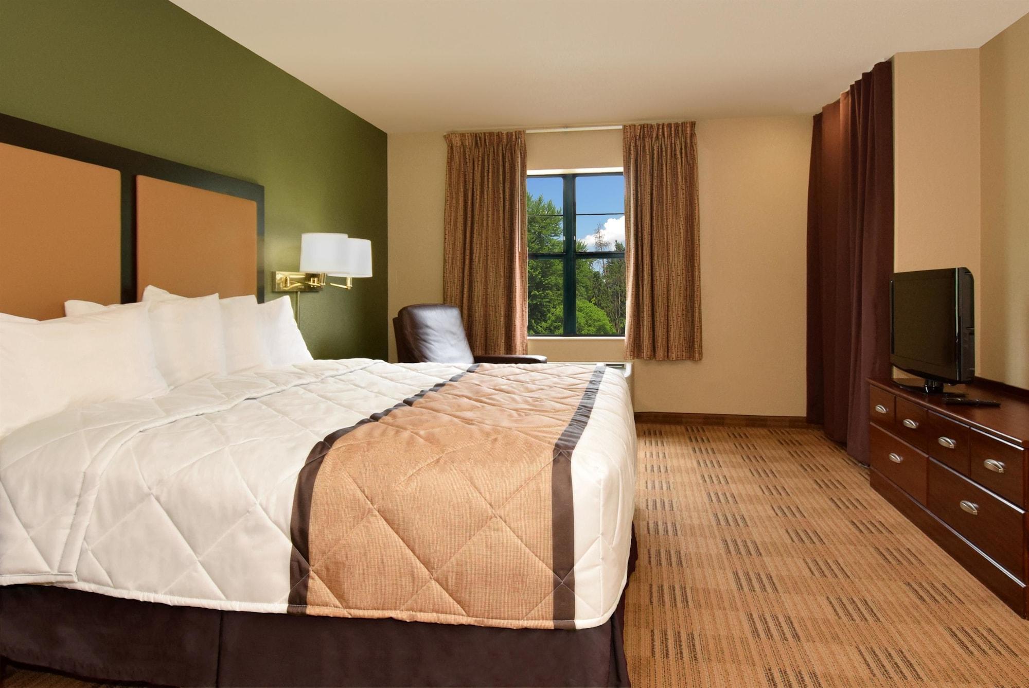 Extended Stay America Suites - Orange County - John Wayne Airport Ньюпорт-Бич Экстерьер фото