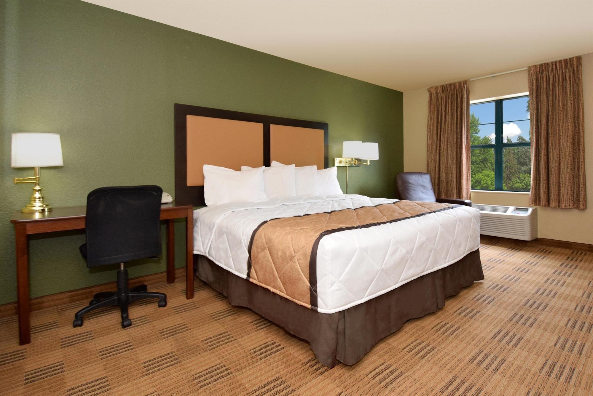 Extended Stay America Suites - Orange County - John Wayne Airport Ньюпорт-Бич Экстерьер фото