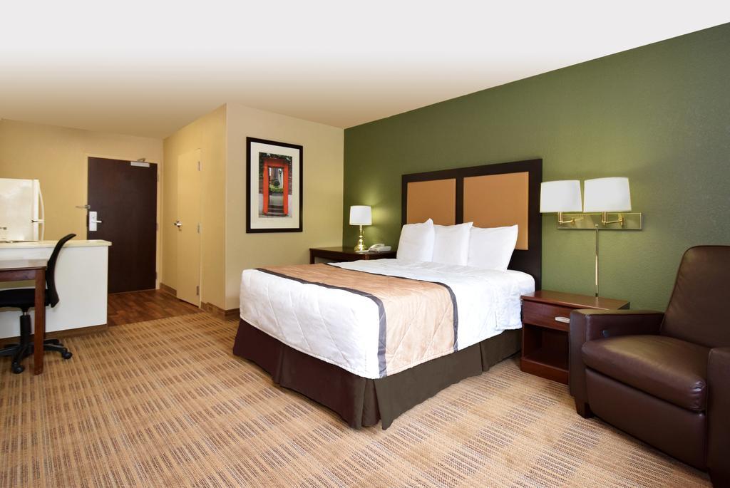 Extended Stay America Suites - Orange County - John Wayne Airport Ньюпорт-Бич Экстерьер фото