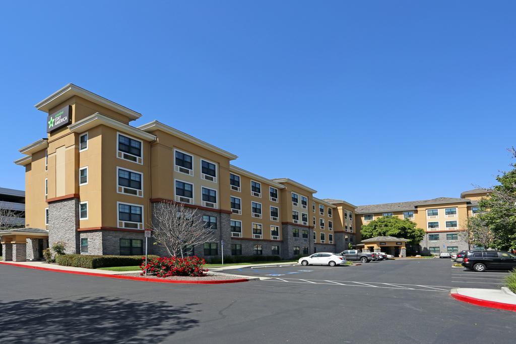 Extended Stay America Suites - Orange County - John Wayne Airport Ньюпорт-Бич Экстерьер фото